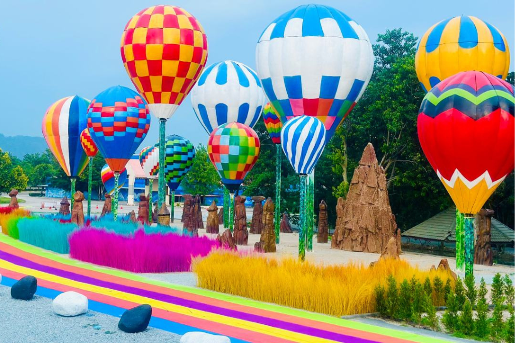 Giải mã Light Art Museum & Balloon Garden tại Thái Lan